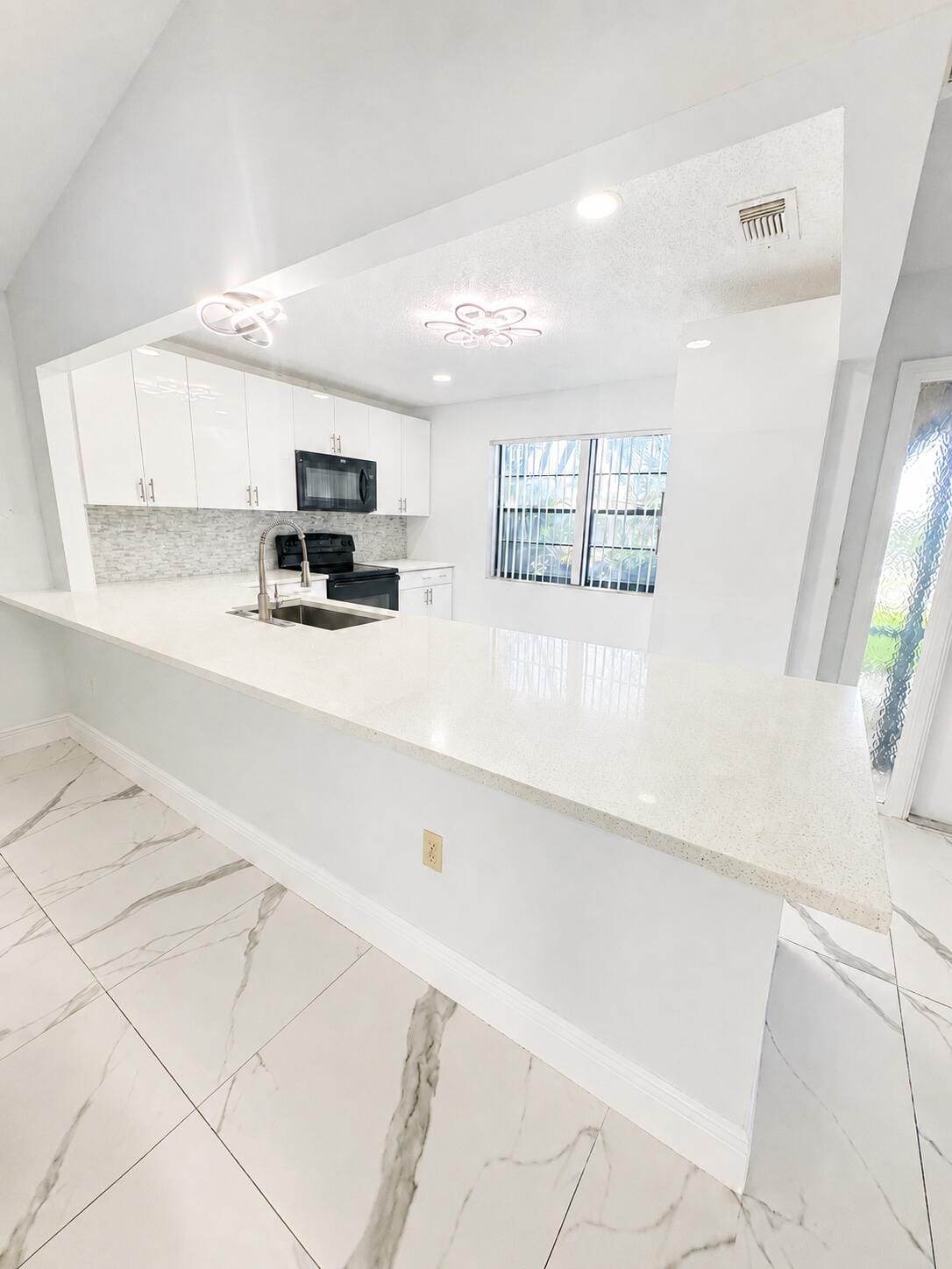 23301 BARLAKE Drive 23 — photo 11