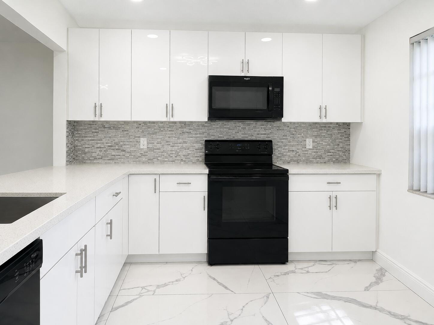 23301 BARLAKE Drive 23 — photo 3