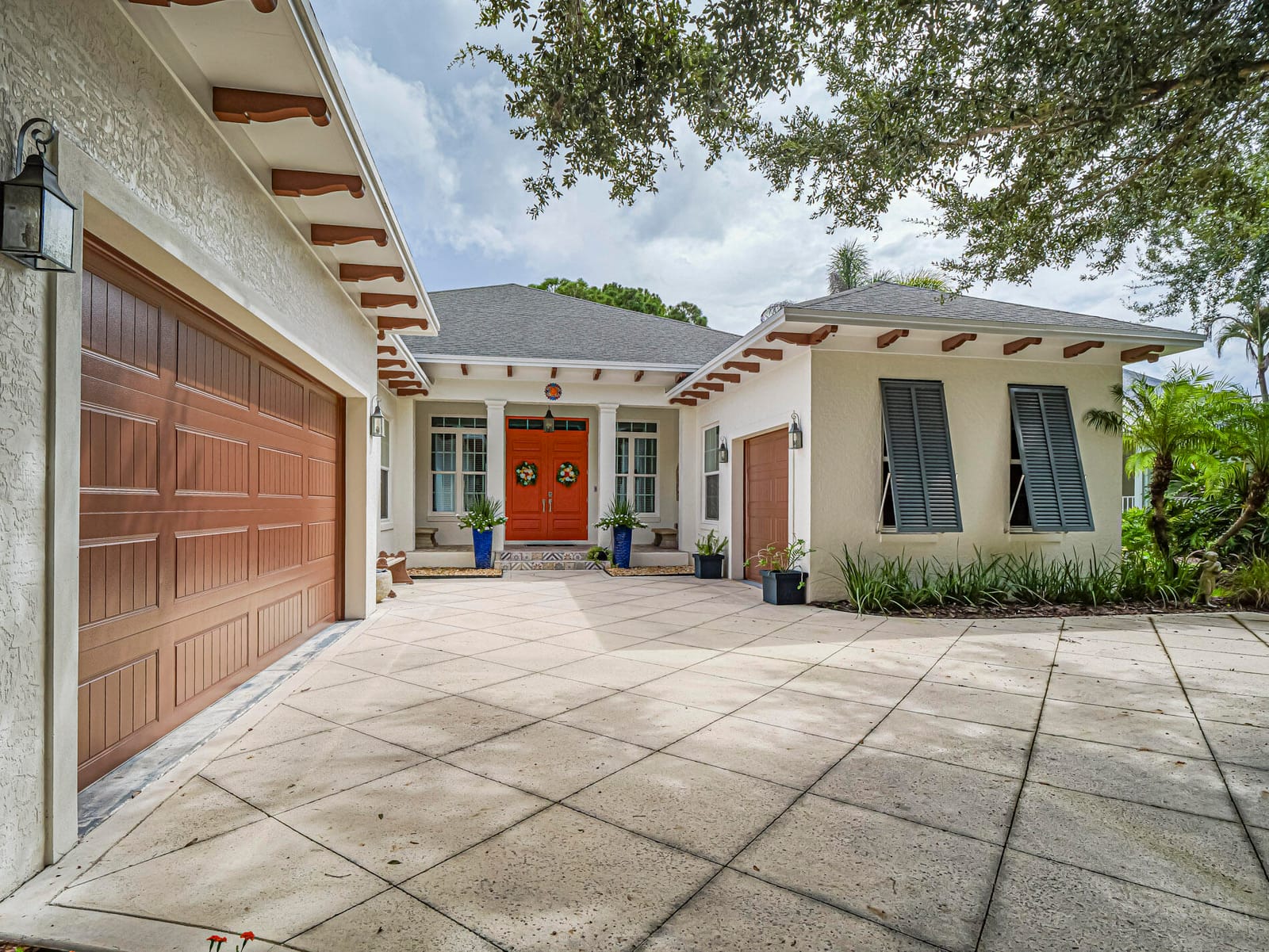 934 CAROLINA Circle SW — photo 2
