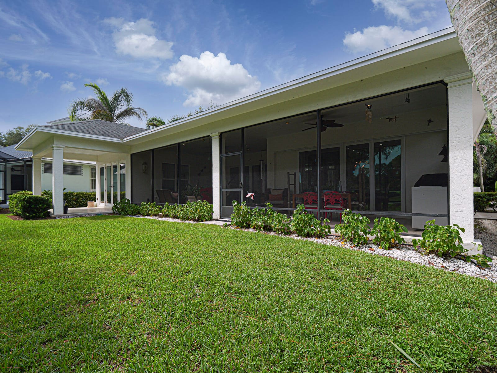 934 CAROLINA Circle SW, Vero Beach, FL 32962 photo 24