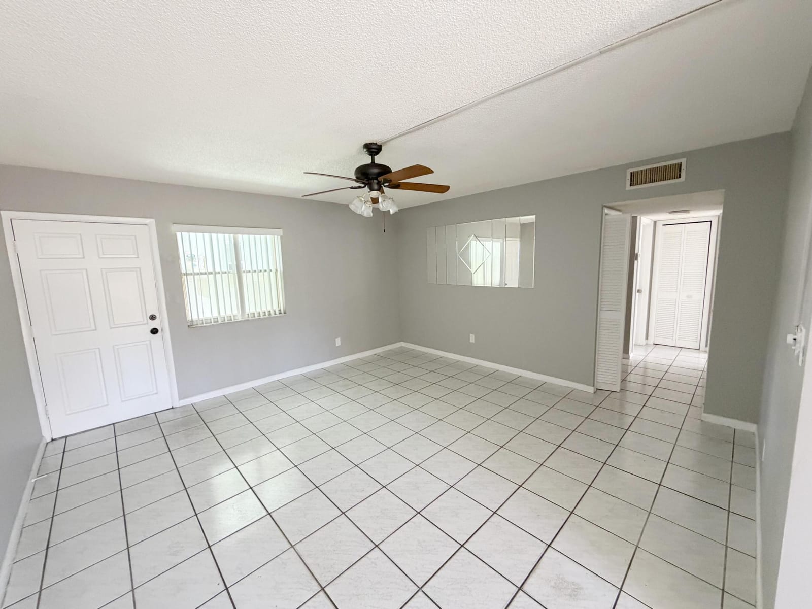320 SW 1ST Street D-2 — photo 5