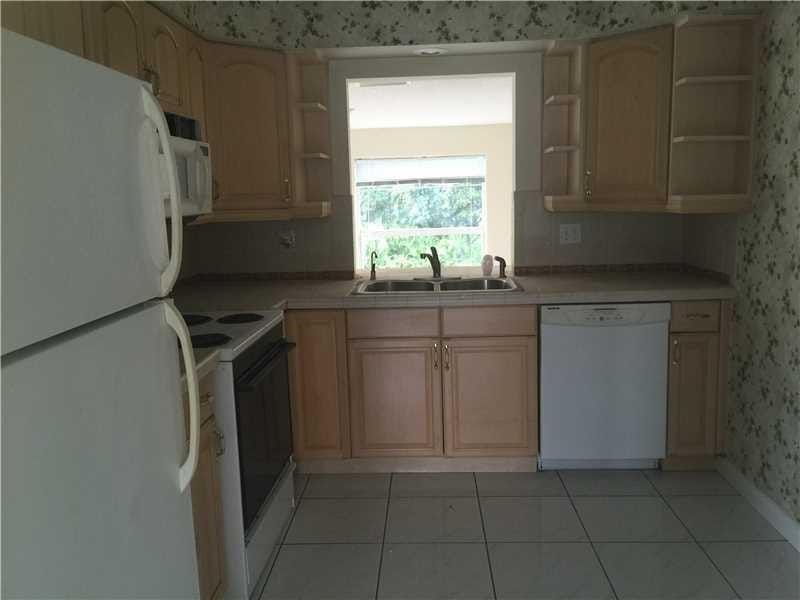9330 NW 42ND Court 9330 — photo 3