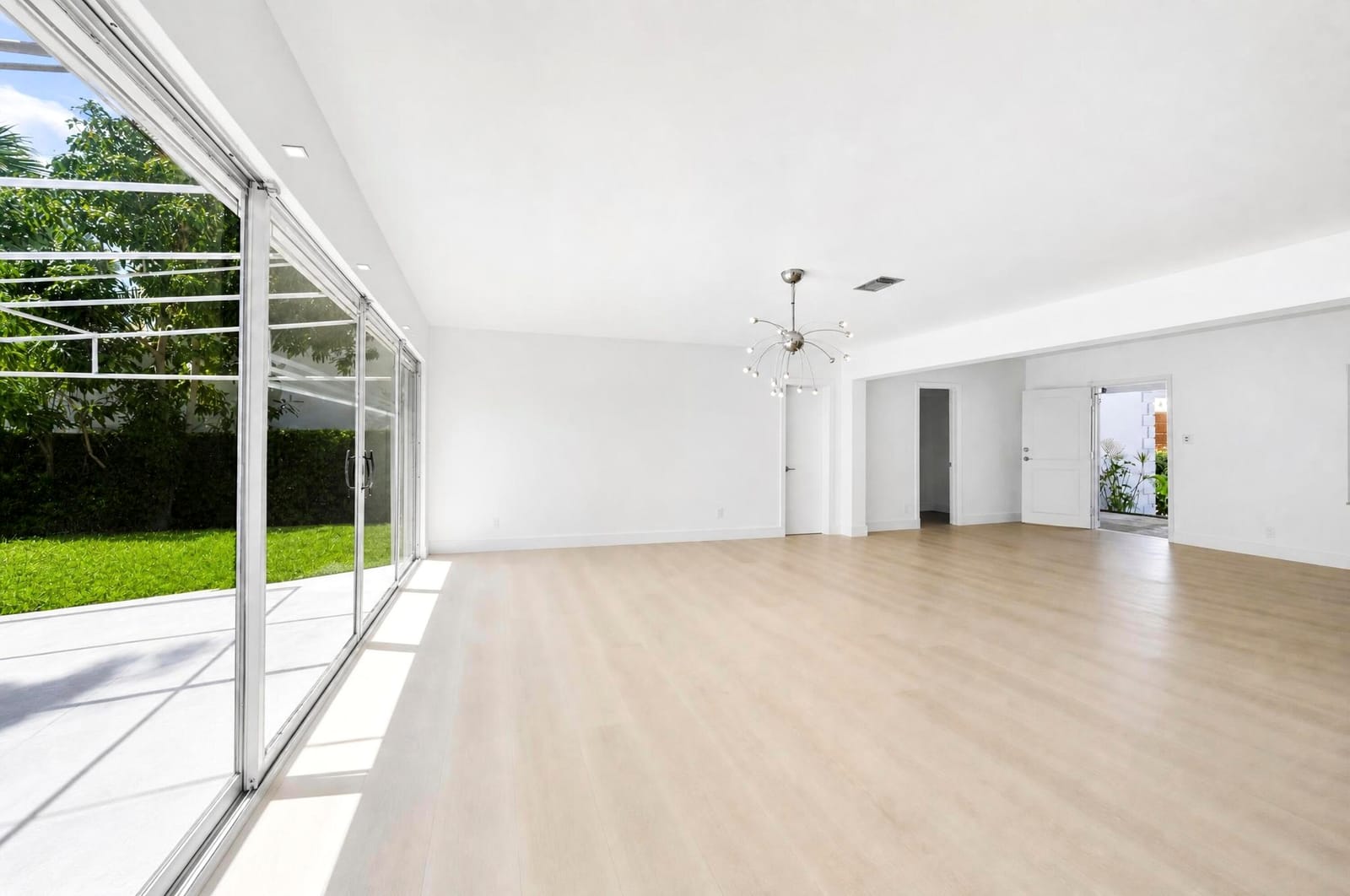 420 Lido Drive — photo 8