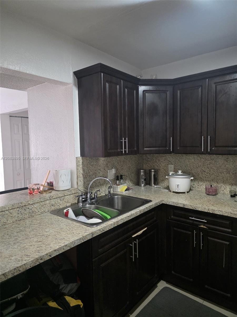 1035 W 77th Street 215 — photo 2