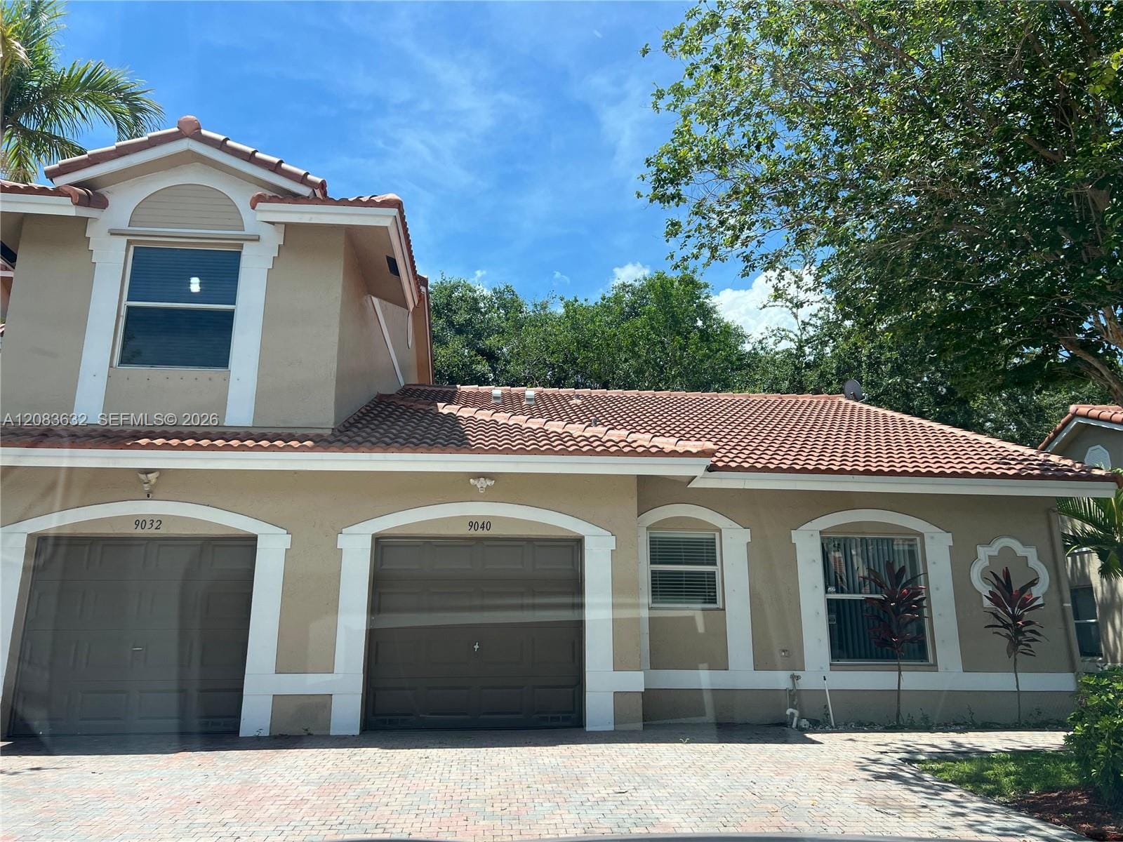 9040 NW 54th Street 9040