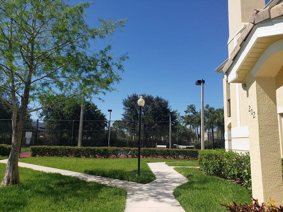 104 SW PEACOCK Boulevard 3-104, Port St. Lucie, FL 34986