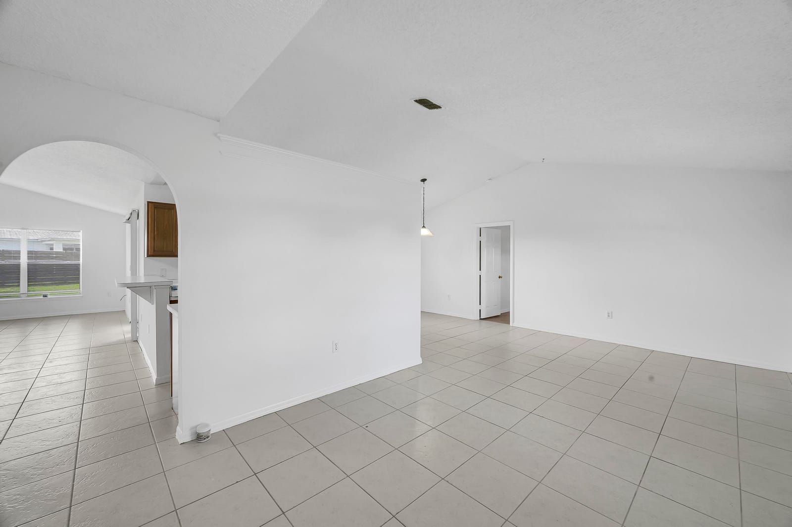 1800 SW Glenco Street — photo 4