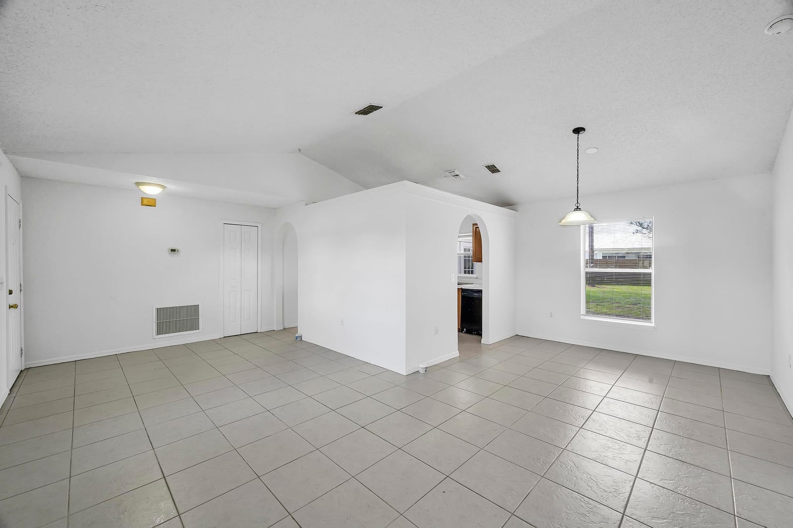 1800 SW Glenco Street — photo 5