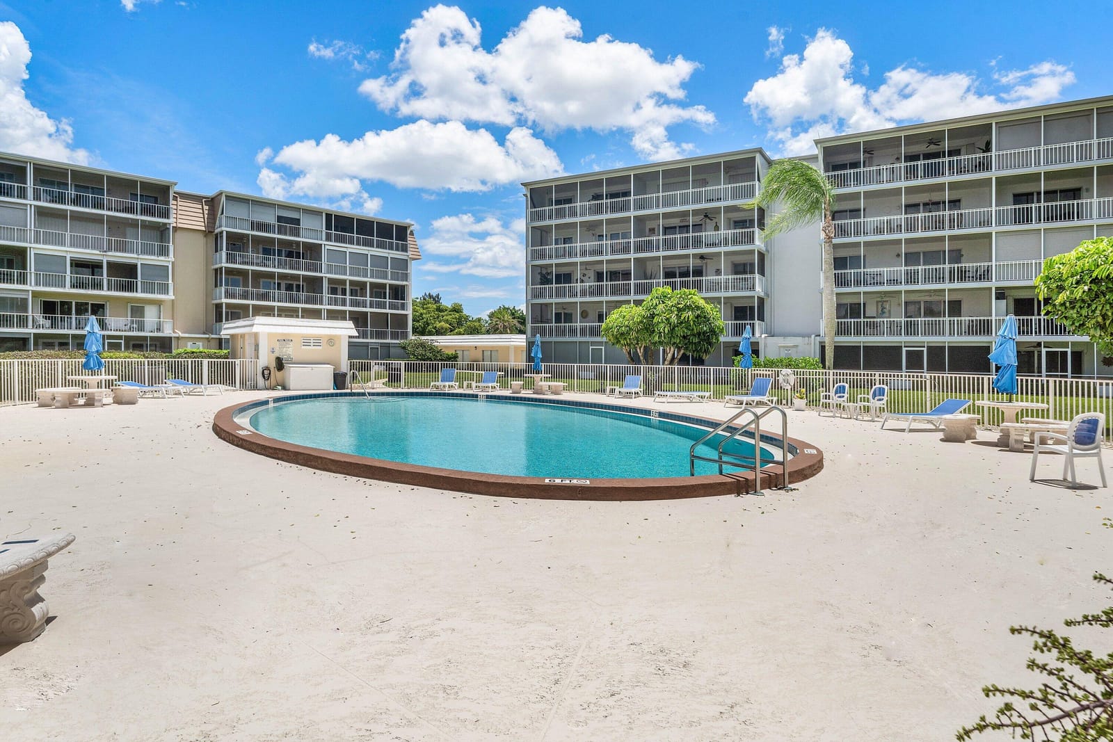 250 John F Kennedy Drive Unit 204, Atlantis, FL 33462
