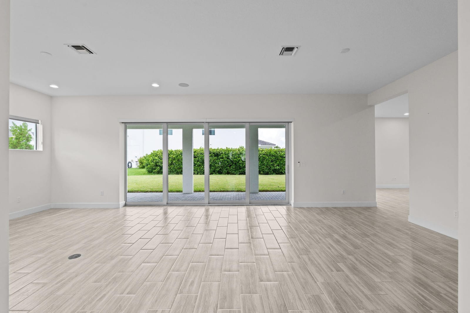 5627 Opal Drive — photo 7