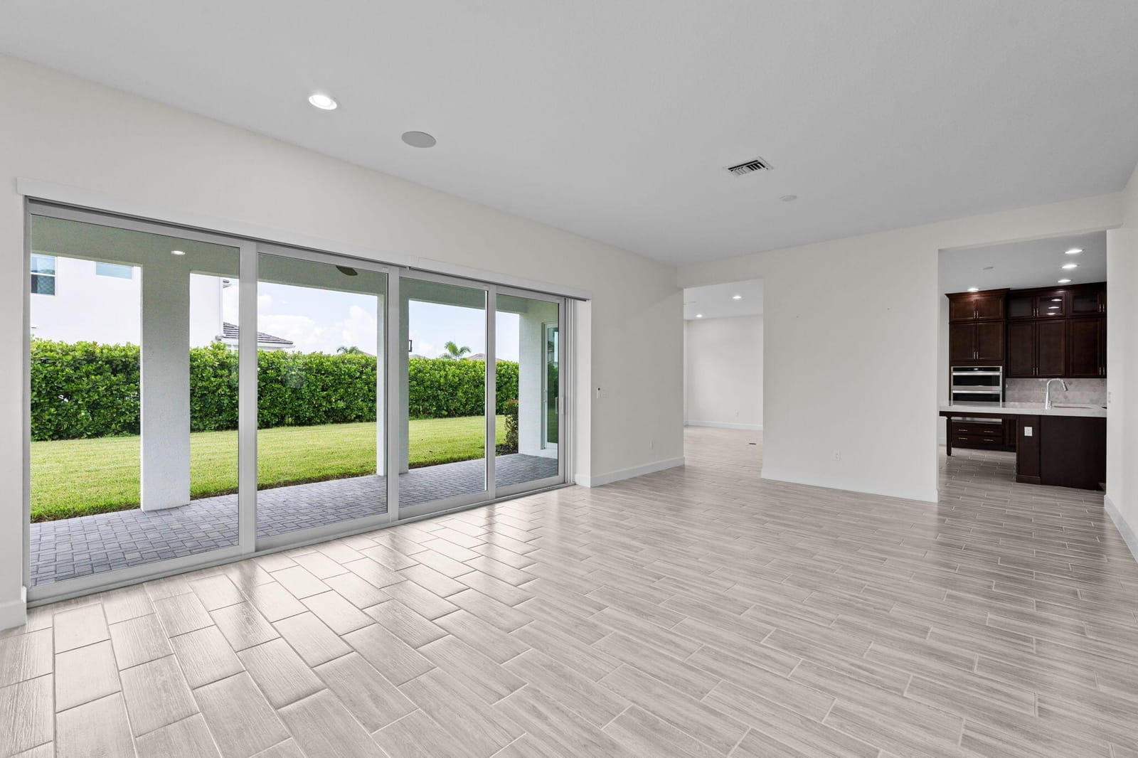 5627 Opal Drive — photo 9