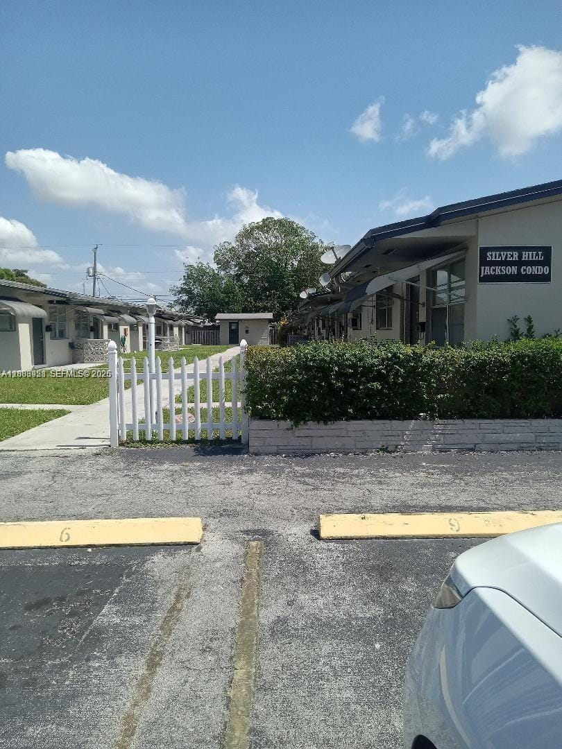 2901 Jackson Street 3, Hollywood, FL 33020