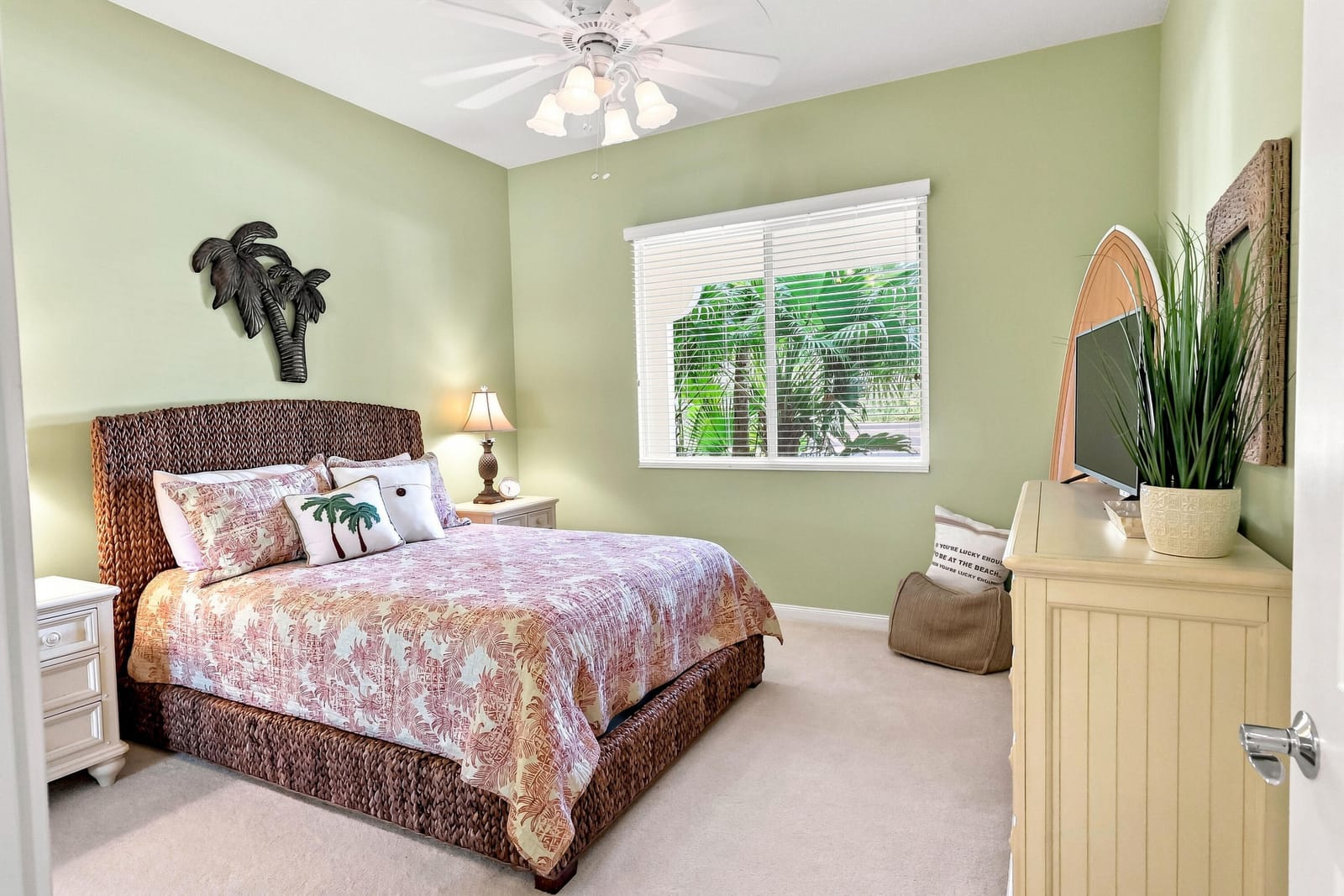 26 HARBOUR ISLE Drive W 102, Fort Pierce, FL 34949 photo 16