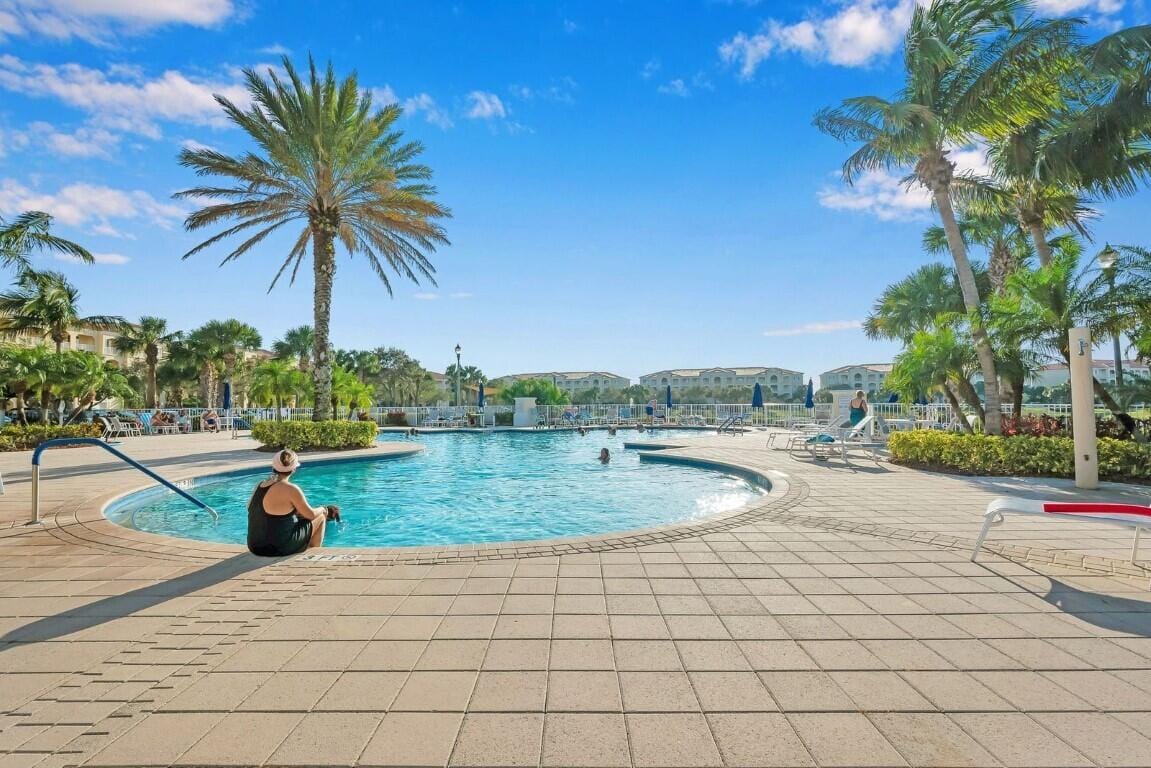 26 HARBOUR ISLE Drive W 102, Fort Pierce, FL 34949 photo 22