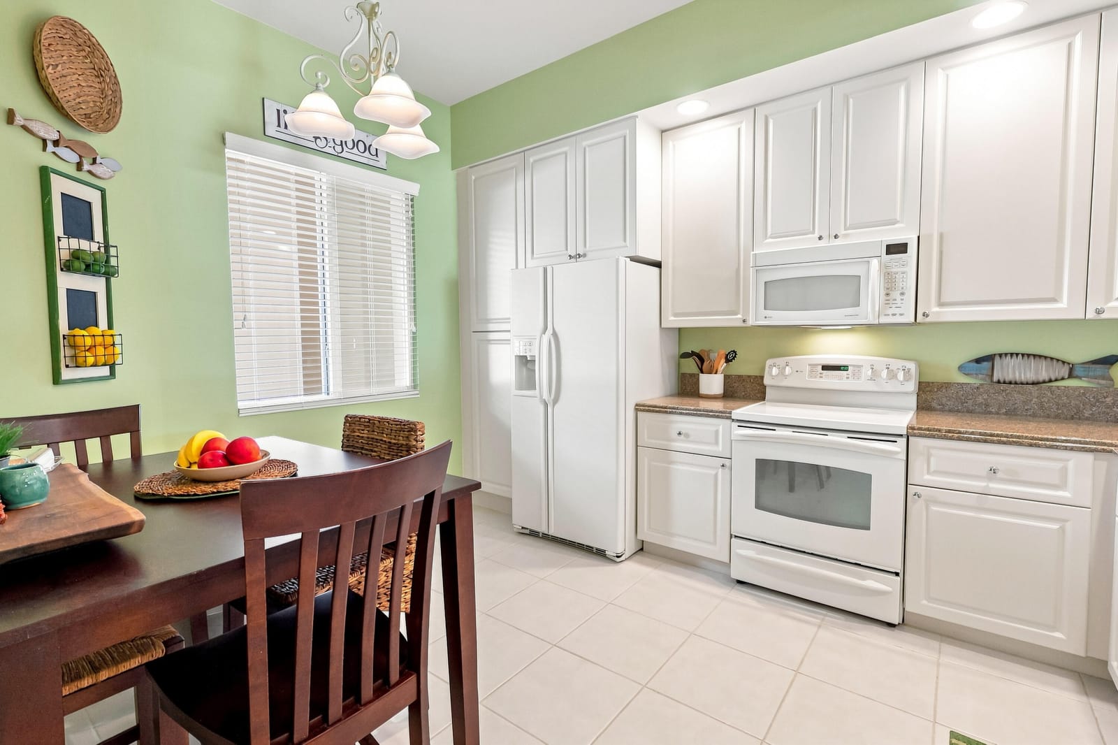 26 HARBOUR ISLE Drive W 102, Fort Pierce, FL 34949 photo 8