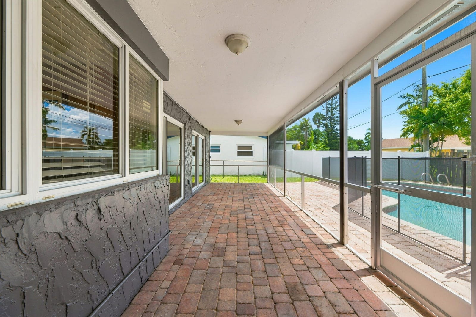 10830 NW 29TH Court, Sunrise, FL 33322 photo 23