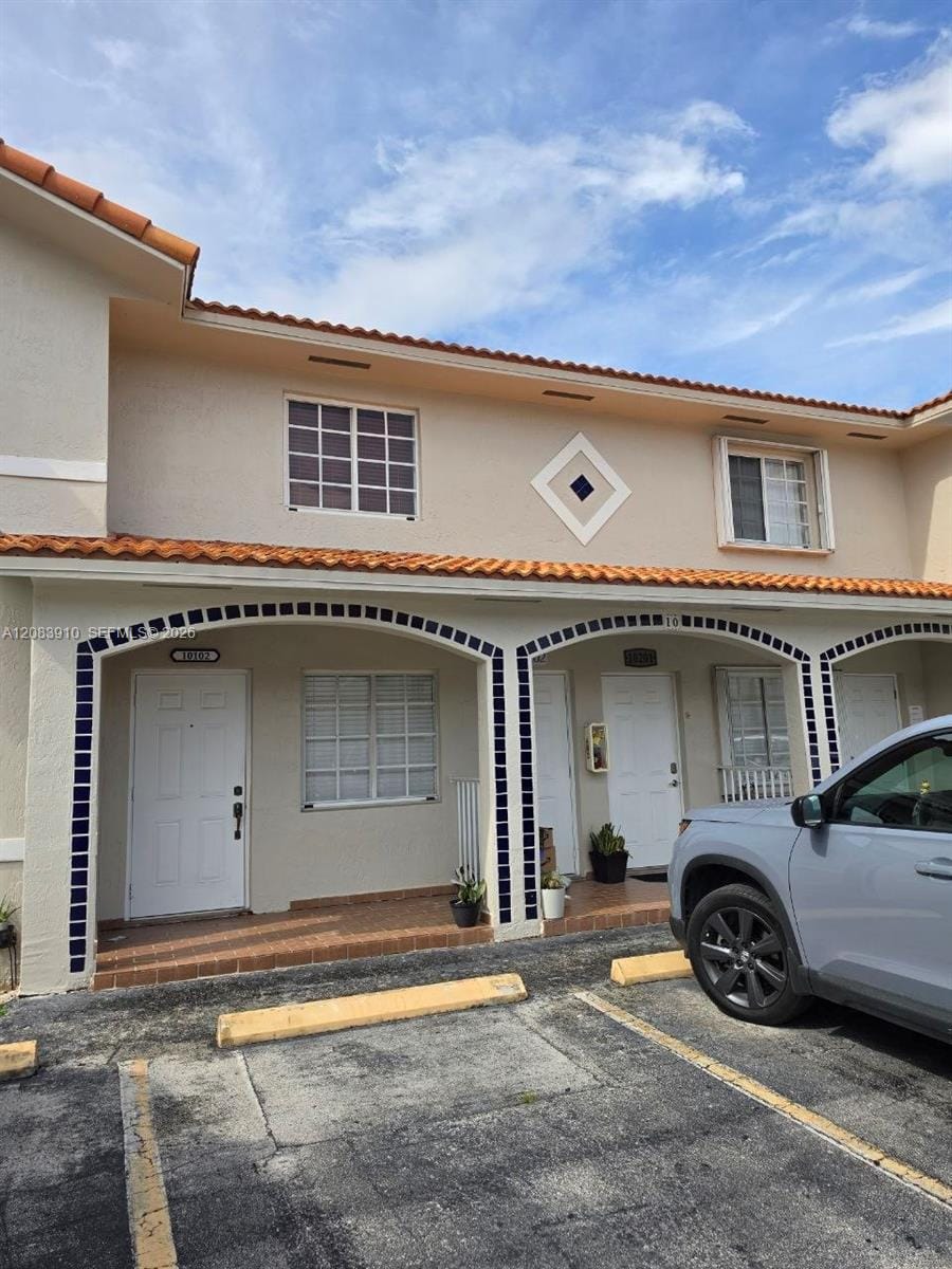 10101 W Okeechobee Road 10-202, Hialeah Gardens, FL 33016