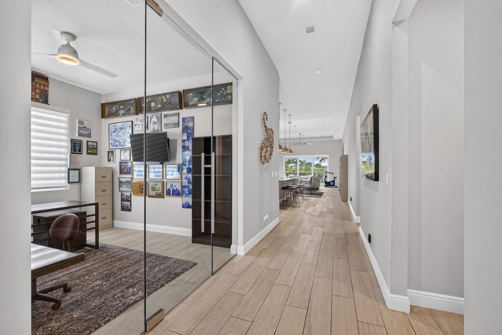 9945 Regency Way — photo 10