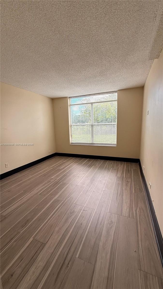 3720 Inverrary Drive 1W — photo 10
