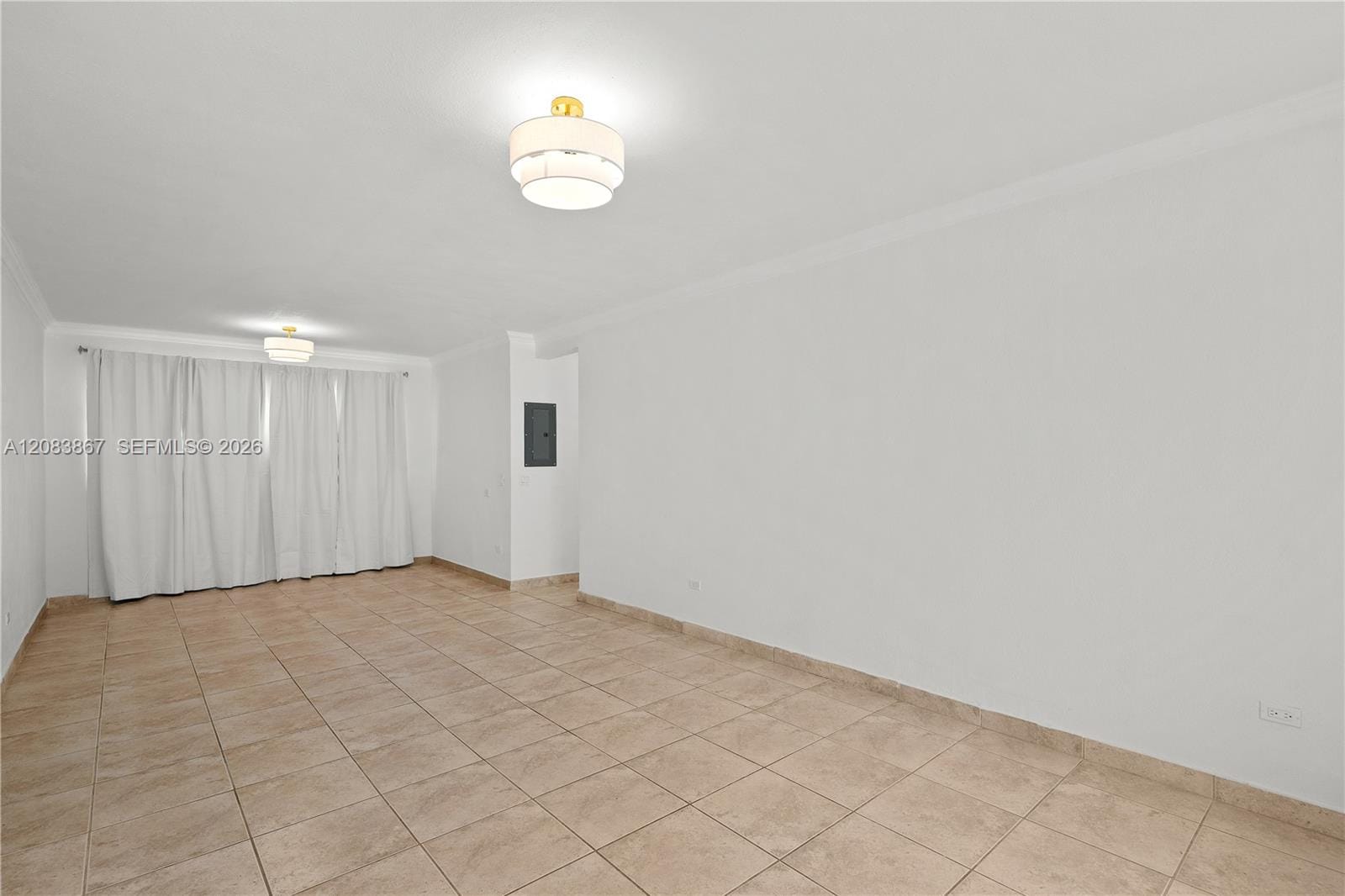 4720 Pine Tree Drive 6 — photo 12