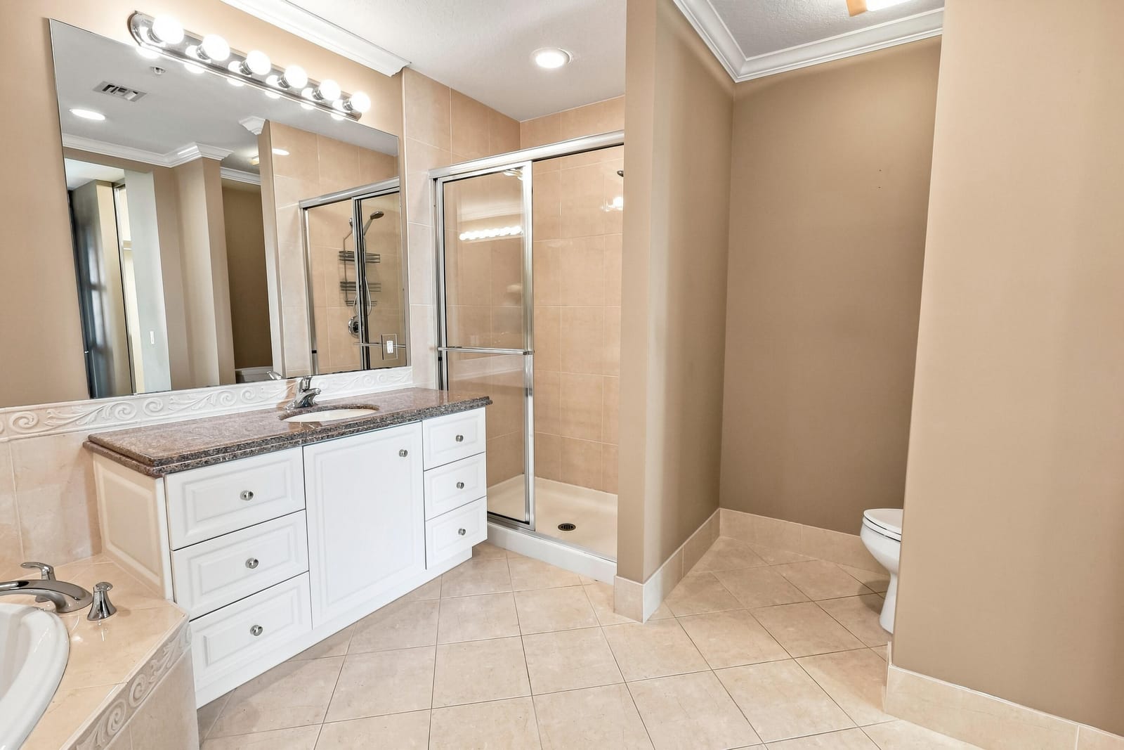 25 HARBOUR ISLE Drive W 104, Fort Pierce, FL 34949 photo 18