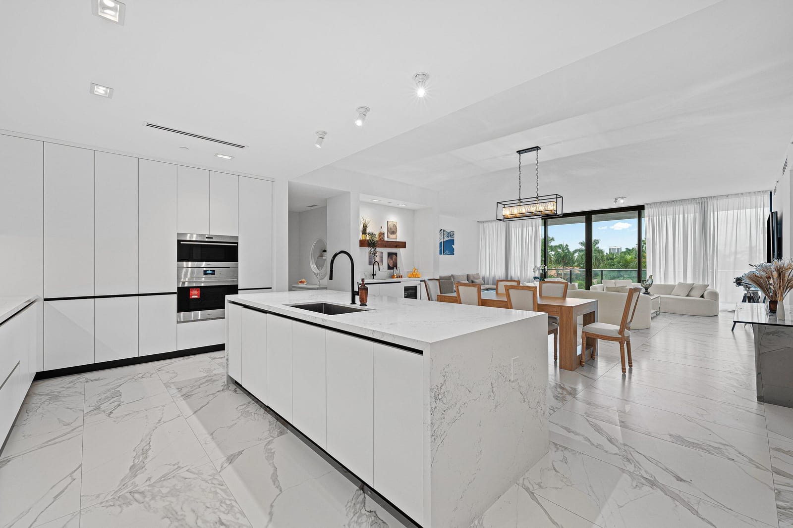 160 Isle Of Venice Drive 403, Fort Lauderdale, FL 33301 photo 13