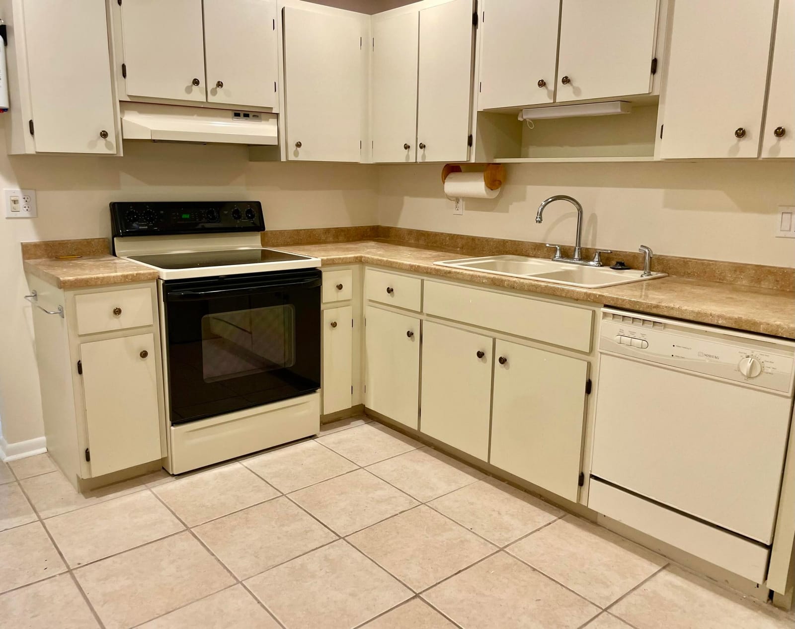 8094 SE Villa Circle — photo 4