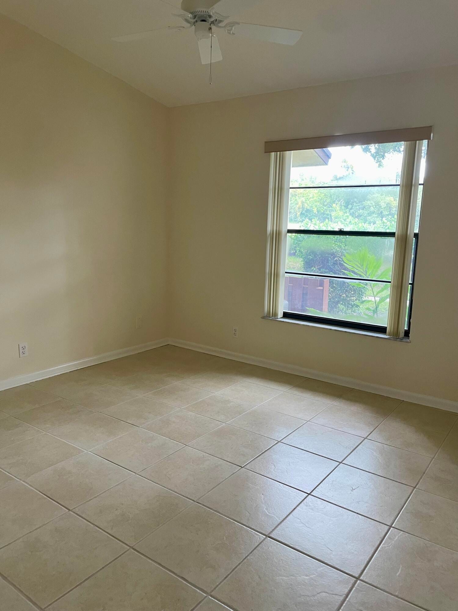 8094 SE Villa Circle — photo 8