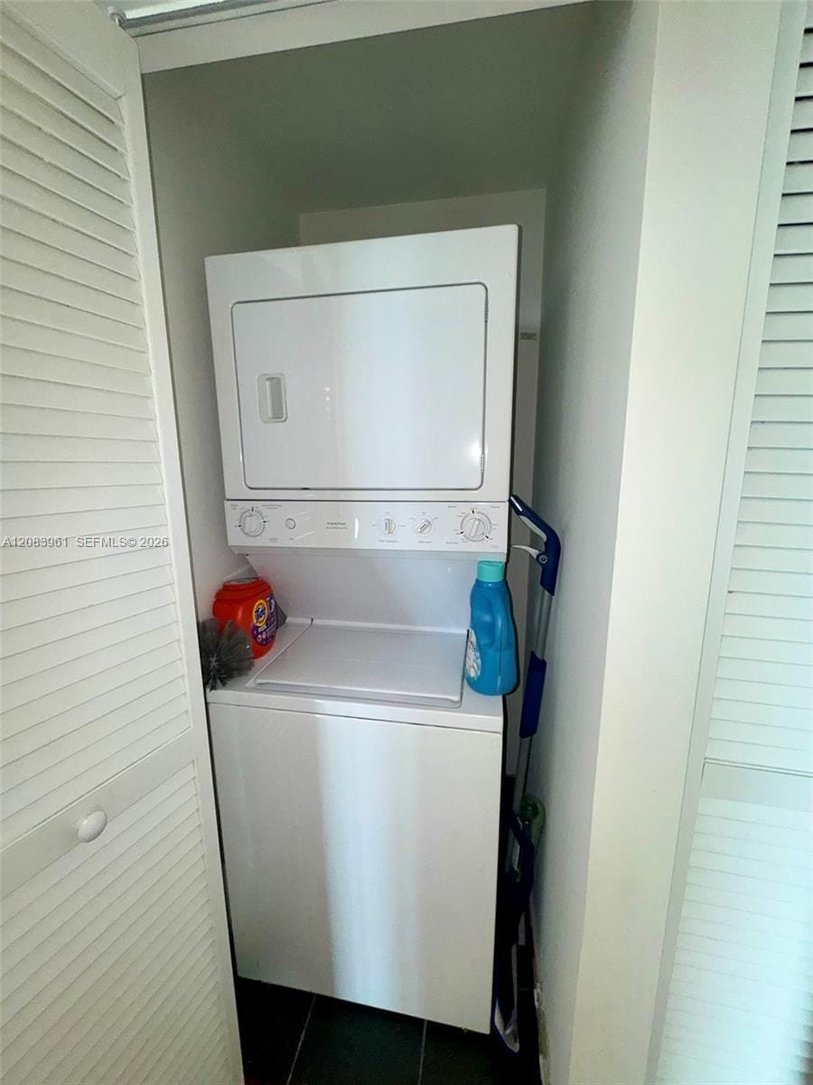 79 SW 12th Street 1502 — photo 11