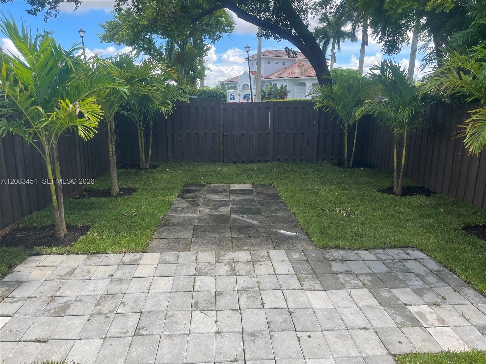 833 SW 148th Place 833 — photo 12