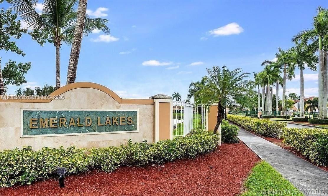 833 SW 148th Place 833, Miami, FL 33194