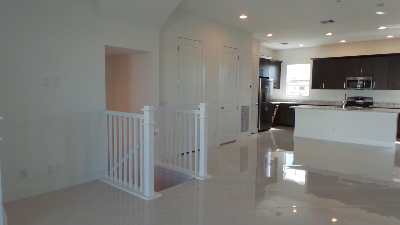 3008 Franklin Place — photo 4