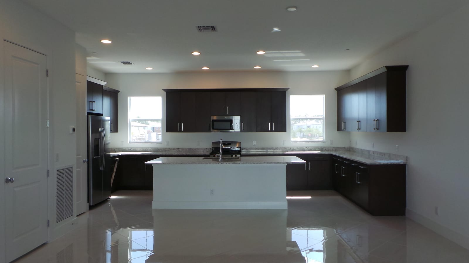 3008 Franklin Place — photo 5