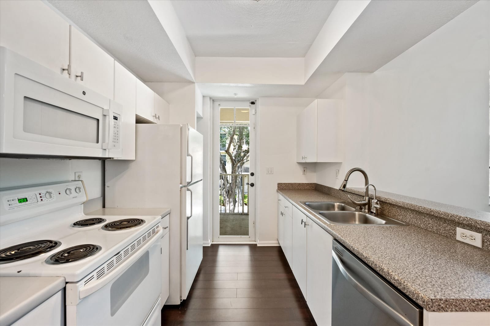 4822 Chancellor Drive 23, Jupiter, FL 33458 photo 8