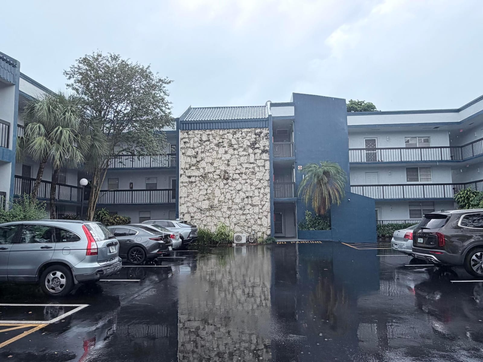 3090 HOLIDAY SPRINGS Boulevard 105 — photo 1