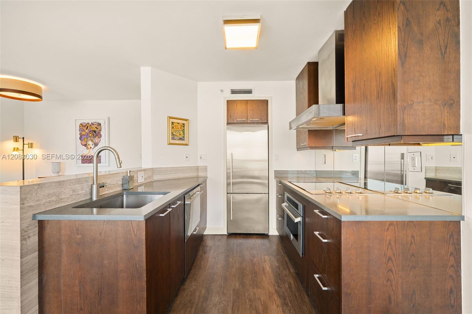 1688 West Avenue 806, Miami Beach, FL 33139 photo 4