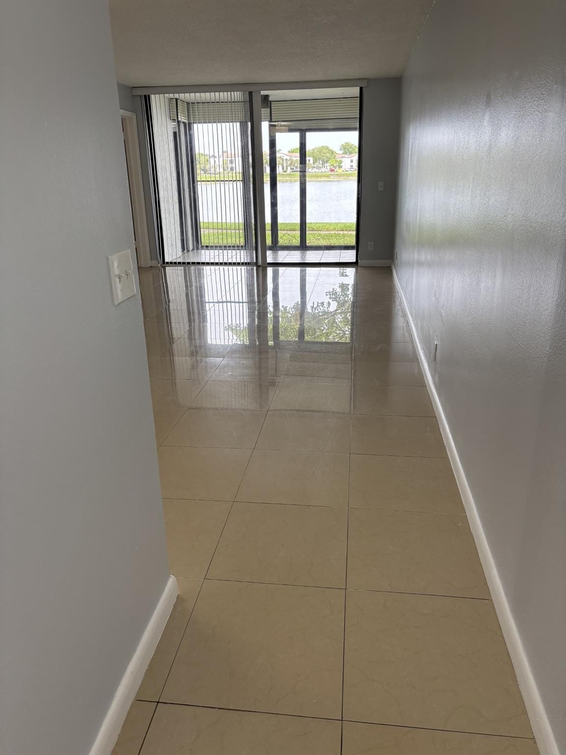201 Lake Pointe Drive 107 — photo 4