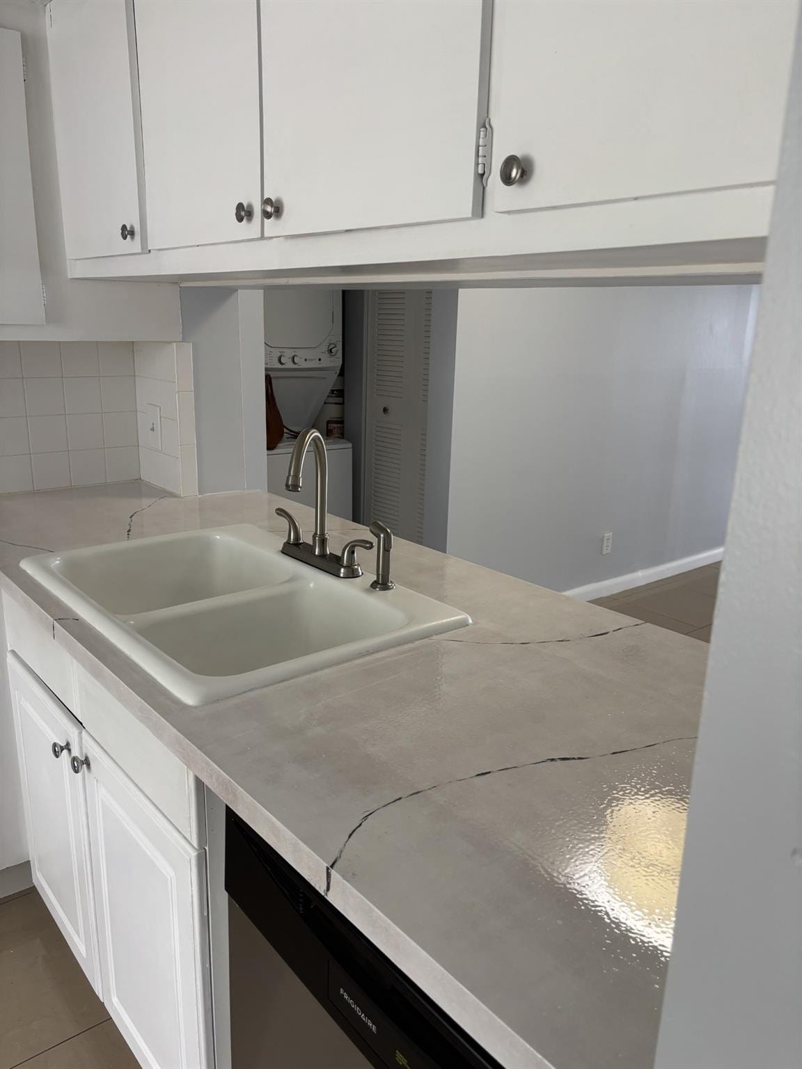 201 Lake Pointe Drive 107 — photo 5