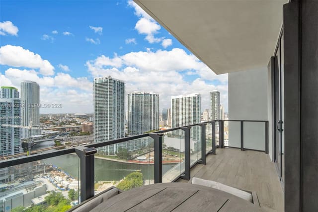68 SE 6th Street 2406, Miami, FL 33131