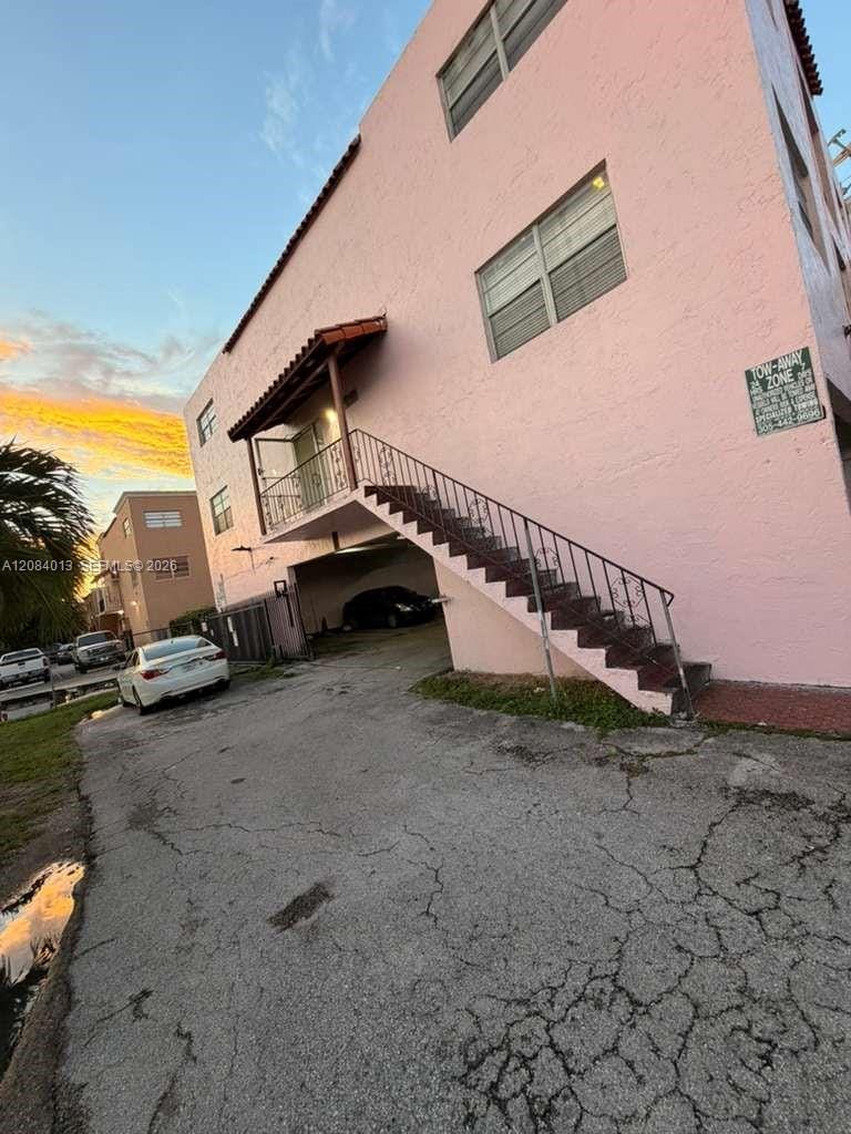 1255 W 53rd Street 202, Hialeah, FL 33012