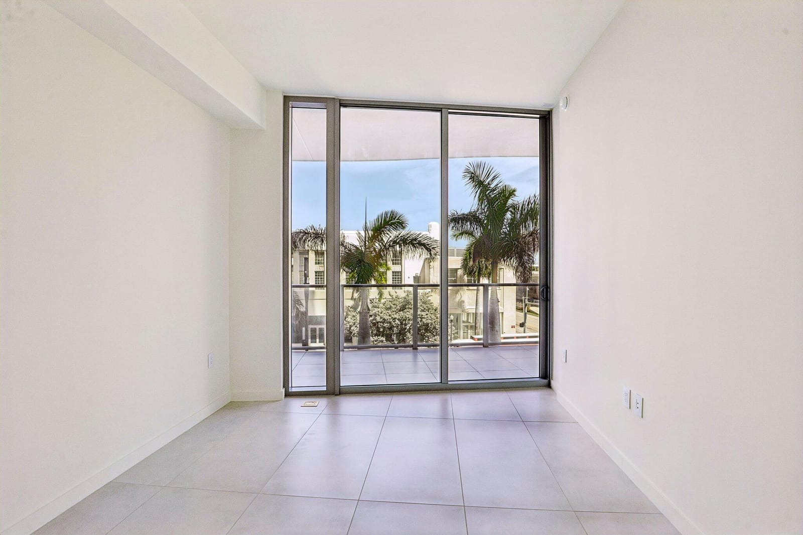 1400 BISCAYNE Boulevard 201 — photo 8