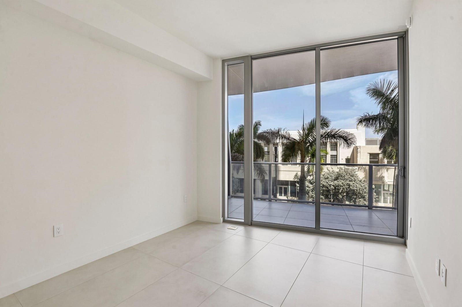 1400 BISCAYNE Boulevard 201 — photo 9