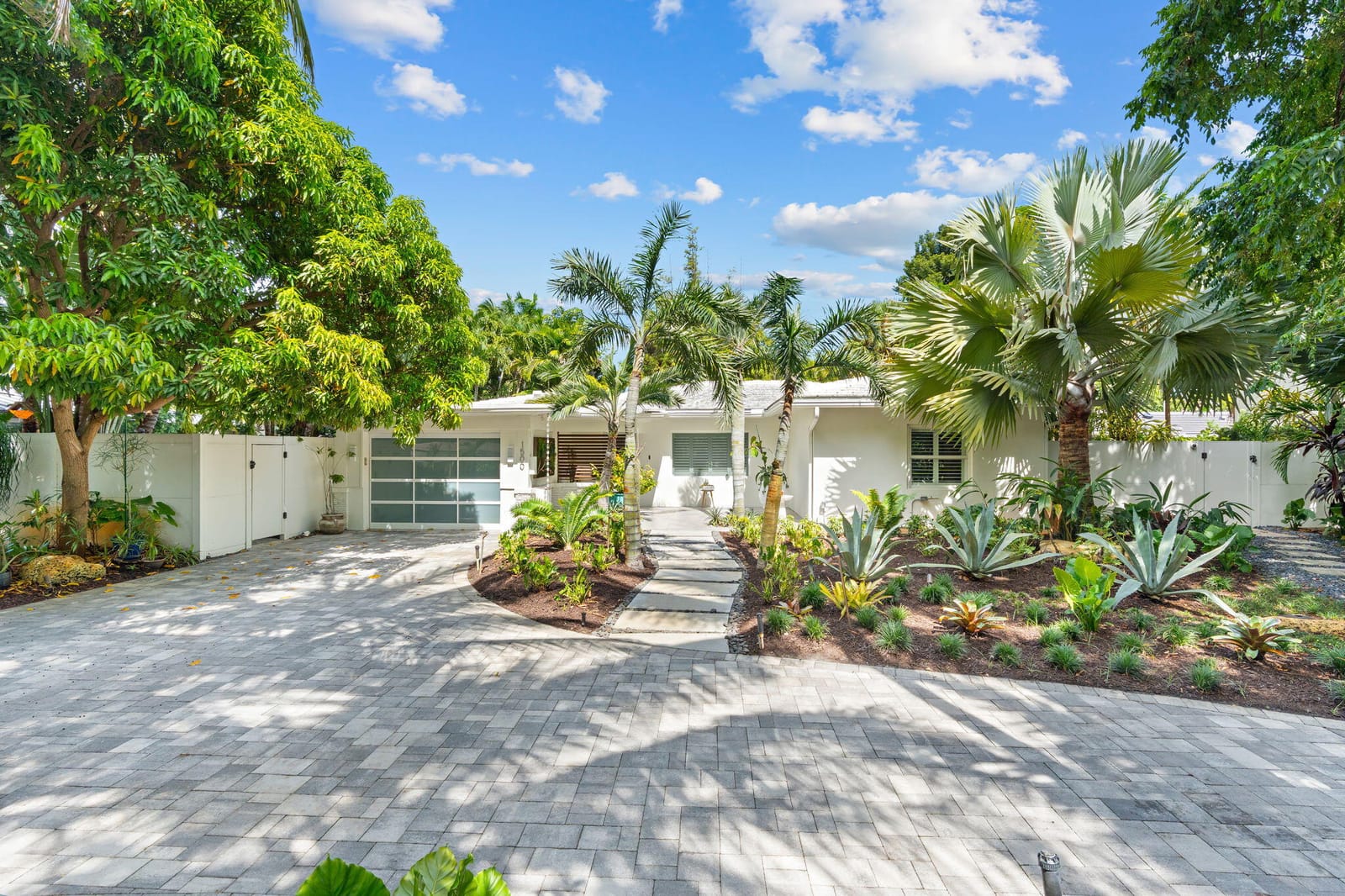 1500 MIDDLE RIVER Drive, Fort Lauderdale, FL 33304 photo 1