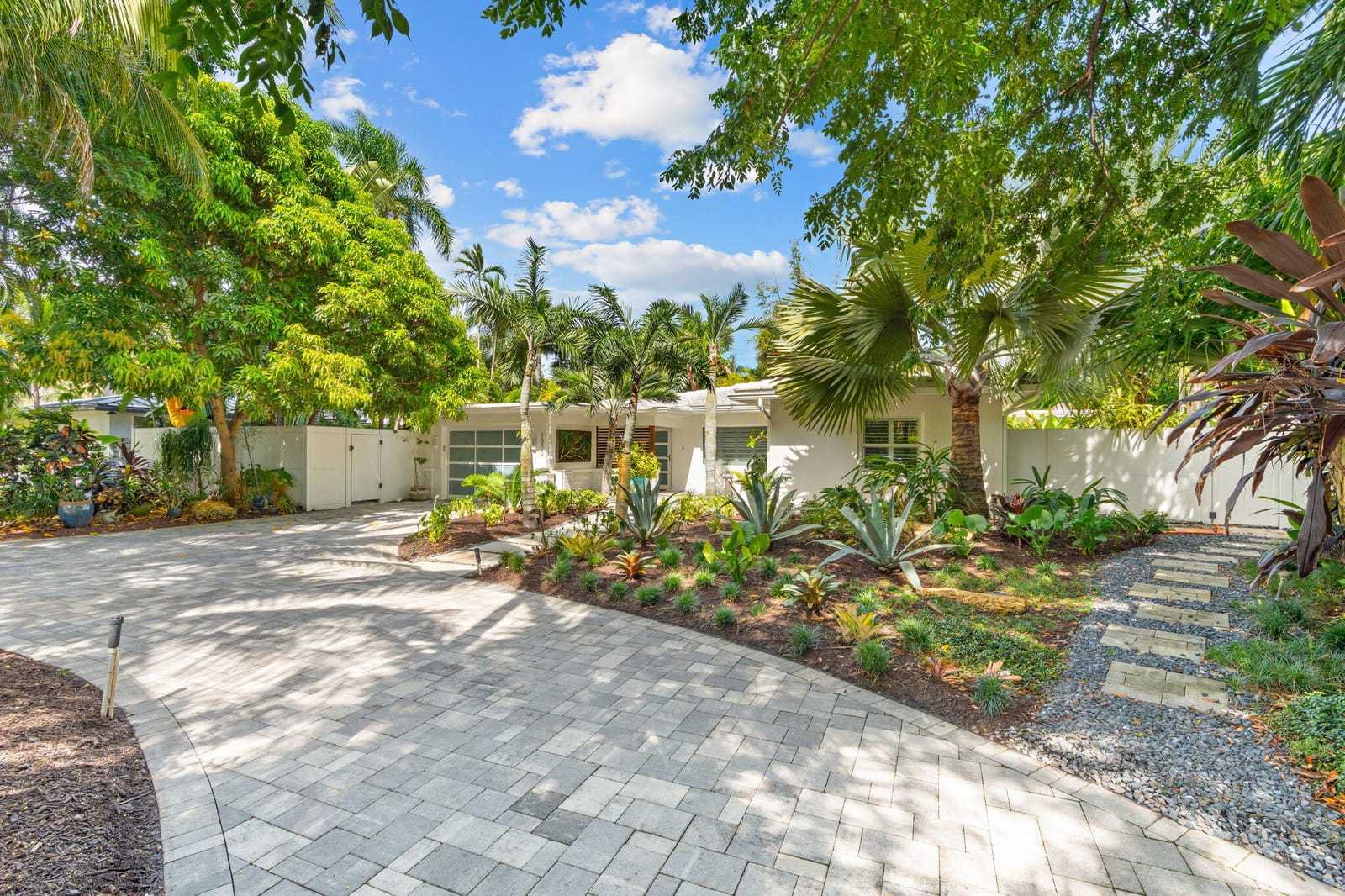 1500 MIDDLE RIVER Drive, Fort Lauderdale, FL 33304 photo 5