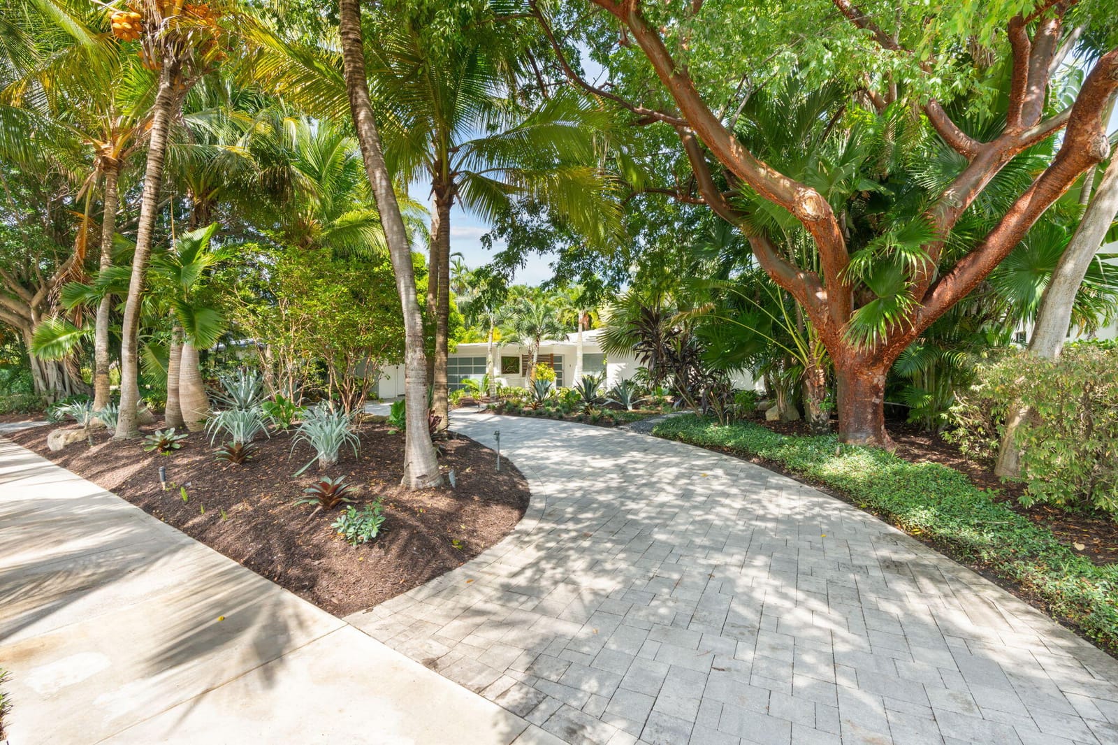 1500 MIDDLE RIVER Drive, Fort Lauderdale, FL 33304 photo 7