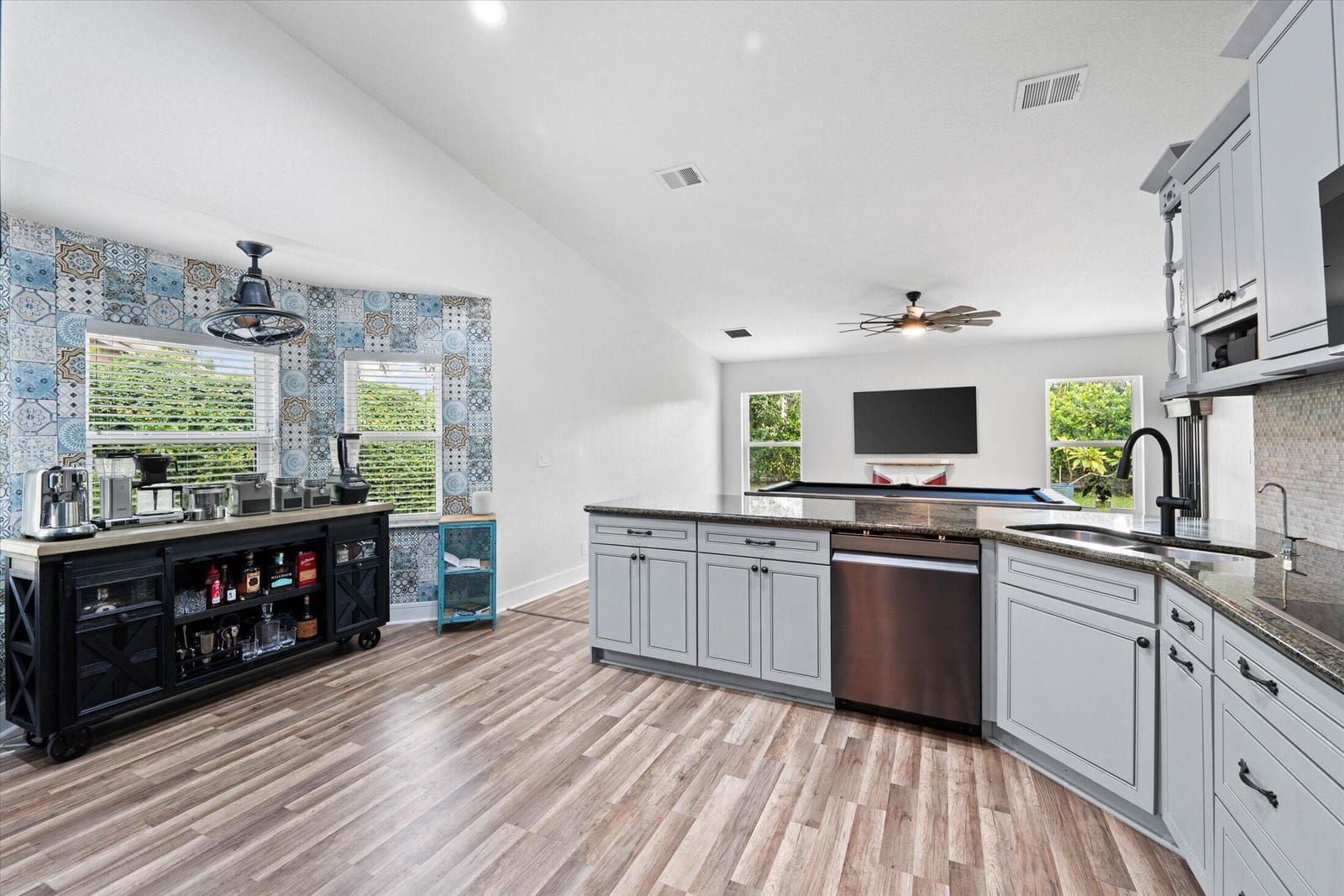 4850 NW 92nd Terrace — photo 7