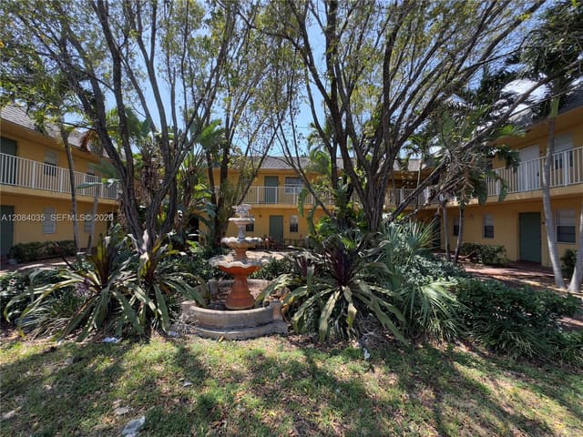 4071 N Dixie Highway 11, Oakland Park, FL 33334