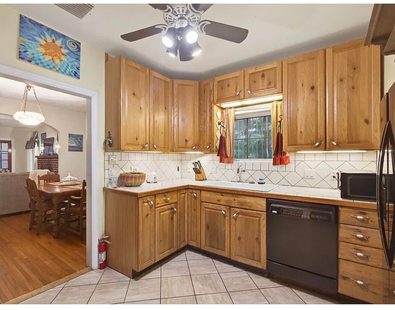 705 Lytle Street — photo 4
