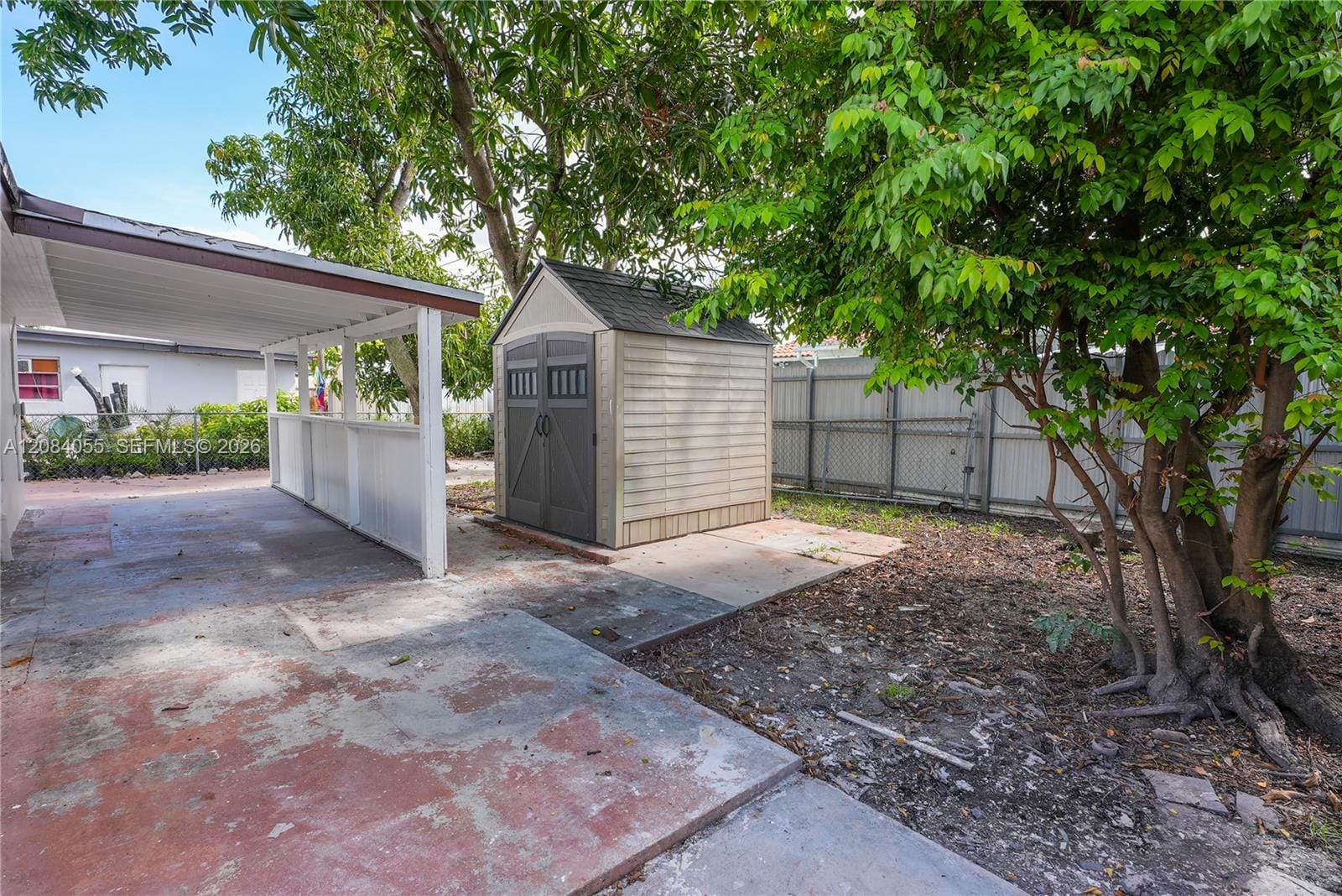 4795 E 8th Court — photo 4