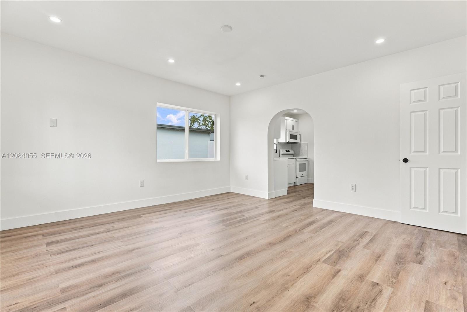 4795 E 8th Court — photo 7